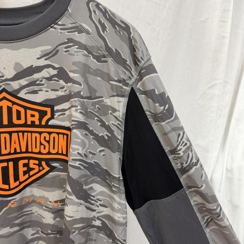 ハーレーダビッドソン Harley-Davidson Tシャツ 長袖 ファクトリー パフォーマンス ロングTシャツ camo柄 ロゴプリント グレー M M カモフラージュ柄・迷彩 灰 / グレー / gray メンズ USED 古着 中古 50162056