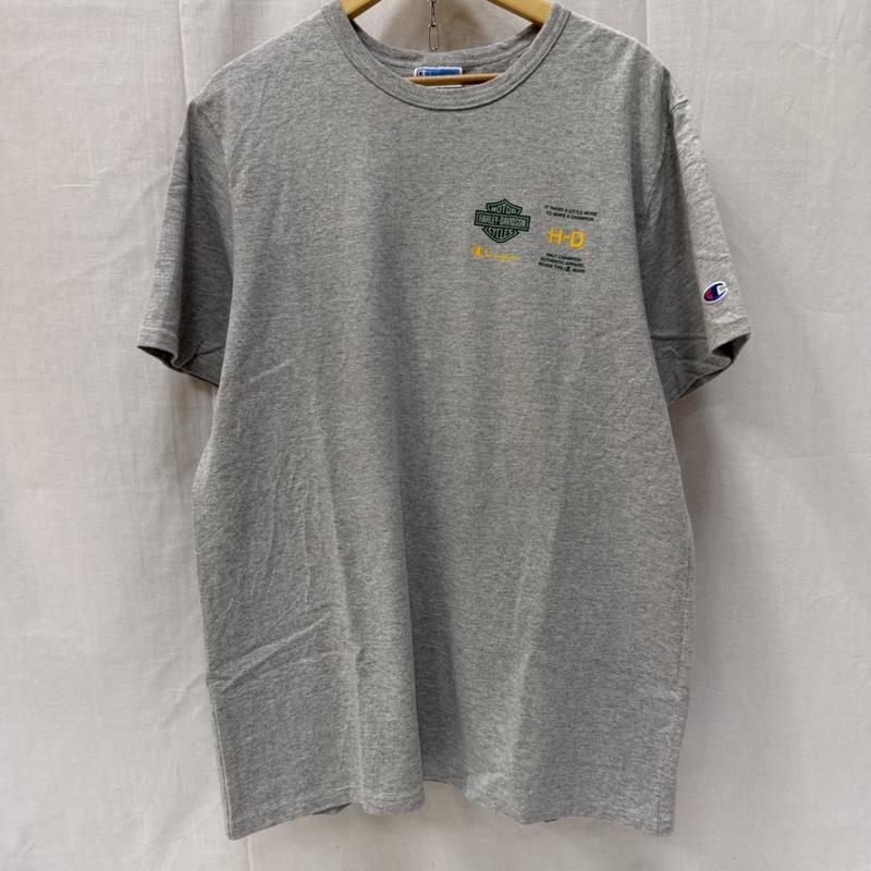 ハーレーダビッドソン Harley-Davidson Tシャツ 半袖 Champion(R) x Harley-Davidson ファナティックTシャツ グレー L L ロゴ、文字 灰 / グレー / gray X 緑 / グリーン / green メンズ USED 古着 中古 50162059