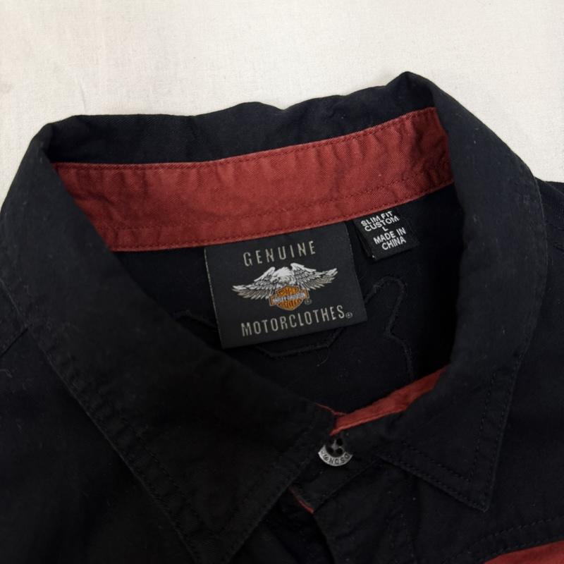 ハーレーダビッドソン Harley-Davidson シャツ、ブラウス 長袖 ボーダープリント 長袖シャツ black × red ロゴワッペン L L ロゴ、文字 X ボーダー柄 黒 / ブラック / black X 赤 / レッド / red メンズ USED 古着 中古 50162063
