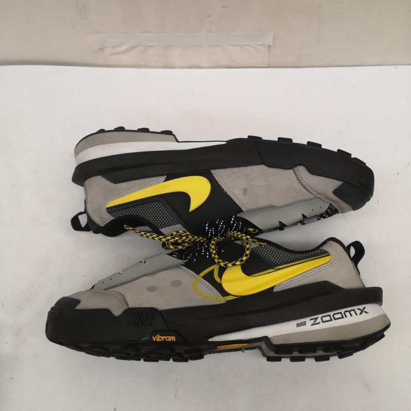 ナイキ NIKE スニーカー スニーカー sacai Zegamadome Matte Silver ゼガマドーム マットシルバー スニーカー HQ8618-002 28.5cm 灰 / グレー / gray メンズ USED 古着 中古 50162112