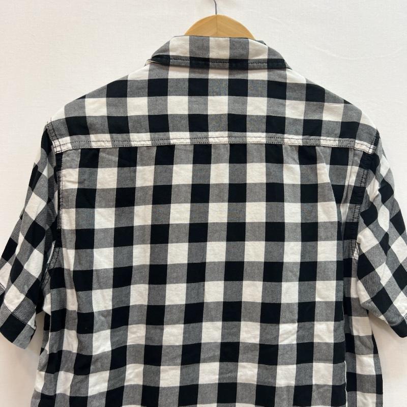 カーハート Carhartt シャツ、ブラウス 半袖 チェック フルジップ 半袖 ワークシャツ ワッペン M 白 / ホワイト / white X 黒 / ブラック / black メンズ USED 古着 中古 50162144