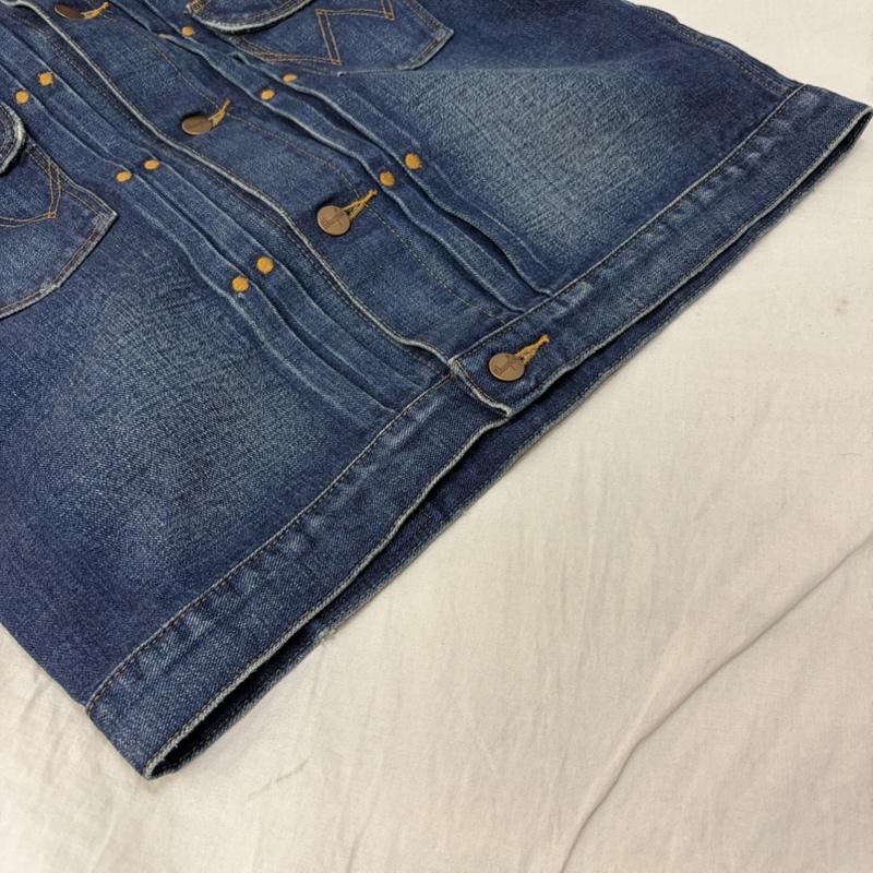 ラングラー Wrangler ジャケット、上着 ジャケット、ブレザー Wrangler×AZUL by moussy Denim JKT Gジャン indigo XS ダメージ加工 XS 無地 インディゴ / インディゴ / Indigo メンズ USED 古着 中古 50162448