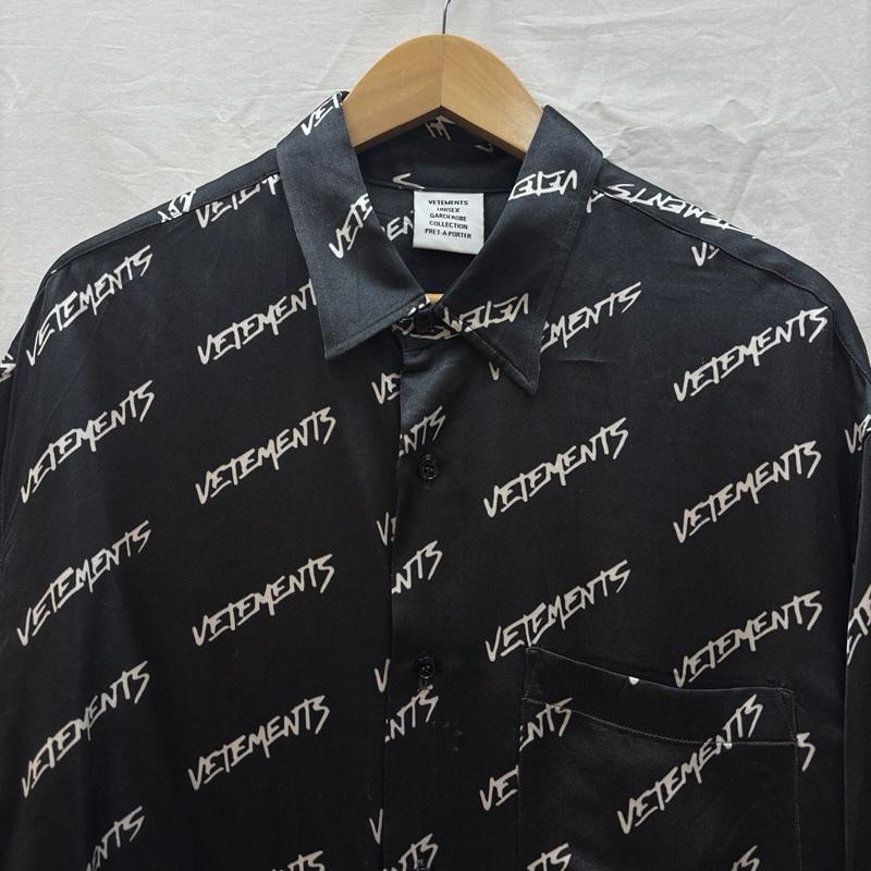 ヴェトモン VETEMENTS シャツ、ブラウス 半袖 UE52SH260W ロゴ 総柄 ナイロン オーバーサイズ 半袖 シャツ XS メンズ USED 古着 中古 50162498