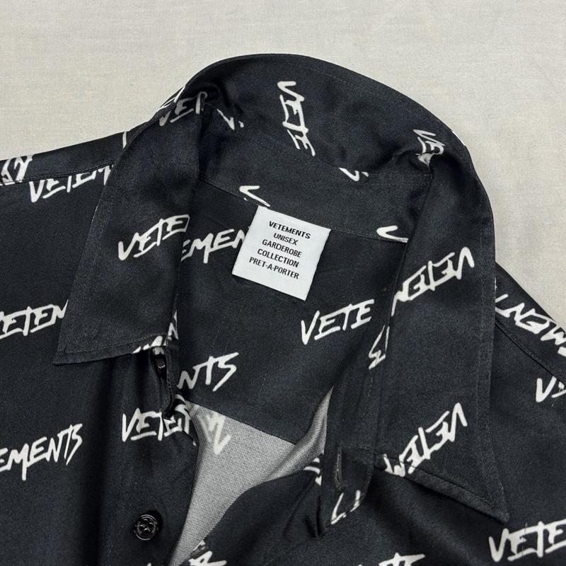 ヴェトモン VETEMENTS シャツ、ブラウス 半袖 UE52SH260W ロゴ 総柄 ナイロン オーバーサイズ 半袖 シャツ XS メンズ USED 古着 中古 50162498