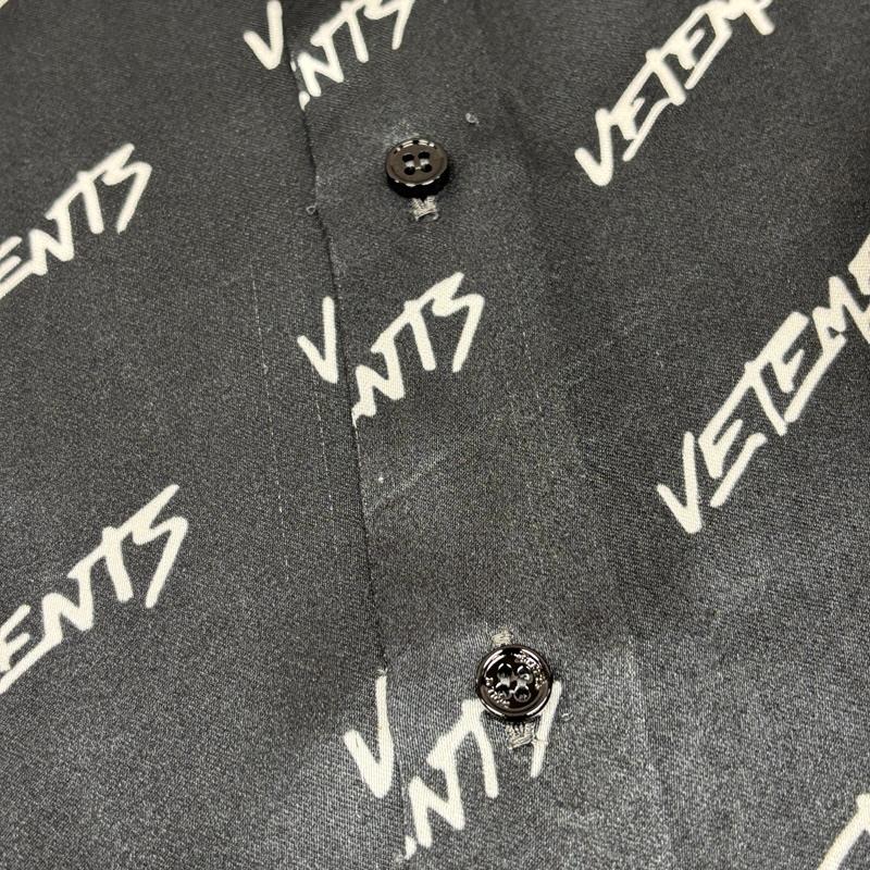 ヴェトモン VETEMENTS シャツ、ブラウス 半袖 UE52SH260W ロゴ 総柄 ナイロン オーバーサイズ 半袖 シャツ XS メンズ USED 古着 中古 50162498