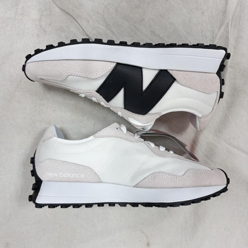 ニューバランス New Balance スニーカー スニーカー MS327CWB レトロ スニーカー ランニング シューズ ラギッドソール 26.5cm ロゴ、文字 白 / ホワイト / white X 黒 / ブラック / black メンズ USED 古着 中古 50162522