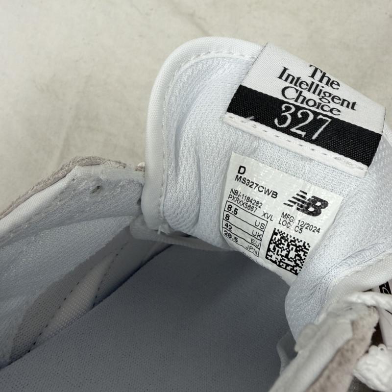 ニューバランス New Balance スニーカー スニーカー MS327CWB レトロ スニーカー ランニング シューズ ラギッドソール 26.5cm ロゴ、文字 白 / ホワイト / white X 黒 / ブラック / black メンズ USED 古着 中古 50162522