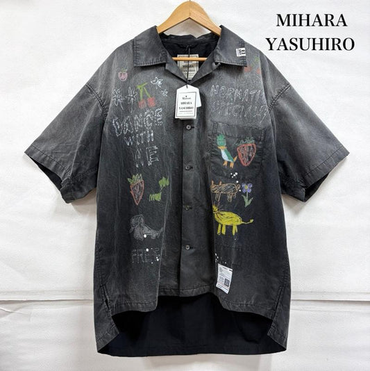 ミハラヤスヒロ MIHARAYASUHIRO シャツ、ブラウス 半袖 26SS Hand Drawing Print Shirt 落書き風 プリント 半袖 開襟 シャツ J16SH184 46 ロゴ、文字 X プリント マルチカラー / マルチカラー / multicolor メンズ USED 古着 中古 50162585