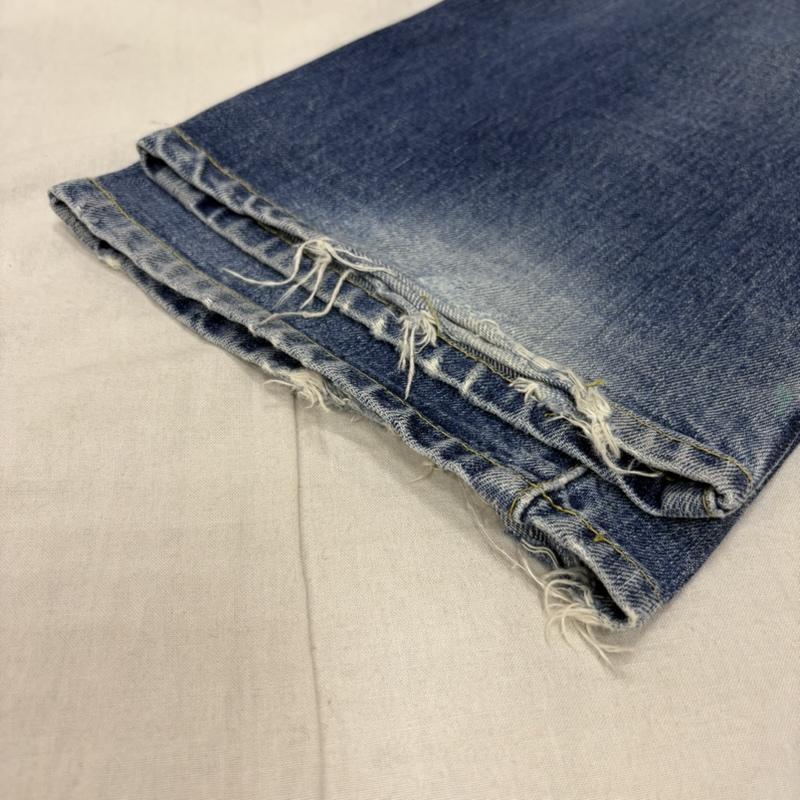 リーバイス Levi s パンツ デニム、ジーンズ 503BXX 赤耳 レザーパッチ BIG E セルビッジ ボタン裏刻印J09 W31/L36 インディゴ 31インチ 無地 青 / ブルー / blue メンズ USED 古着 中古 50162628