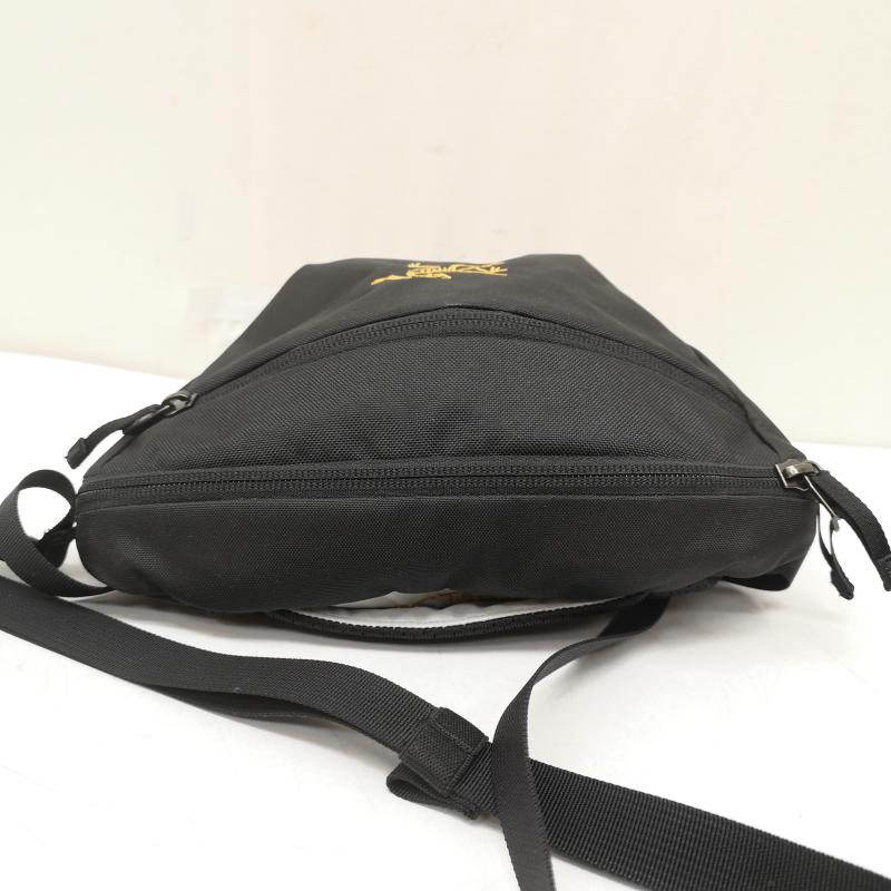 アークテリクス ARC TERYX ショルダーバッグ ショルダーバッグ MANTIS 2 WAIST PACK マンティス 2 バッグ ショルダーバッグ ボディバッグ - 黒 / ブラック / black メンズ USED 古着 中古 50162682