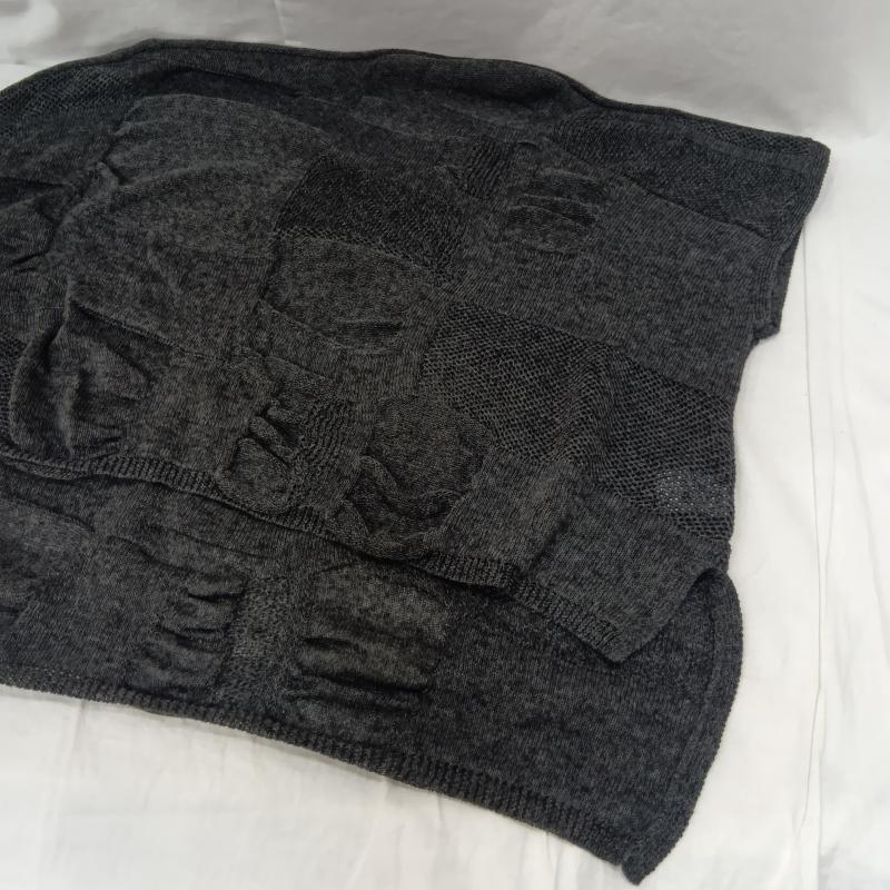 メフウ 芽風 ニット、セーター 半袖 m-mefu 麻混 リネン ボートネック プルオーバー ワイドニットベスト ショート丈 アシンメトリー 変形トップス 40 無地 ダークグレー / ダークグレー / レディース USED 古着 中古 50162699
