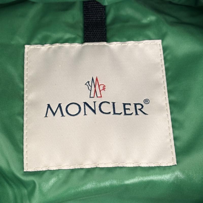 モンクレール MONCLER ジャケット、上着 ダウンジャケット ベロア ダウンジャケット BUTOR ビュトール ベルベット ダークグリーン size00 - レディース USED 古着 中古 50162726