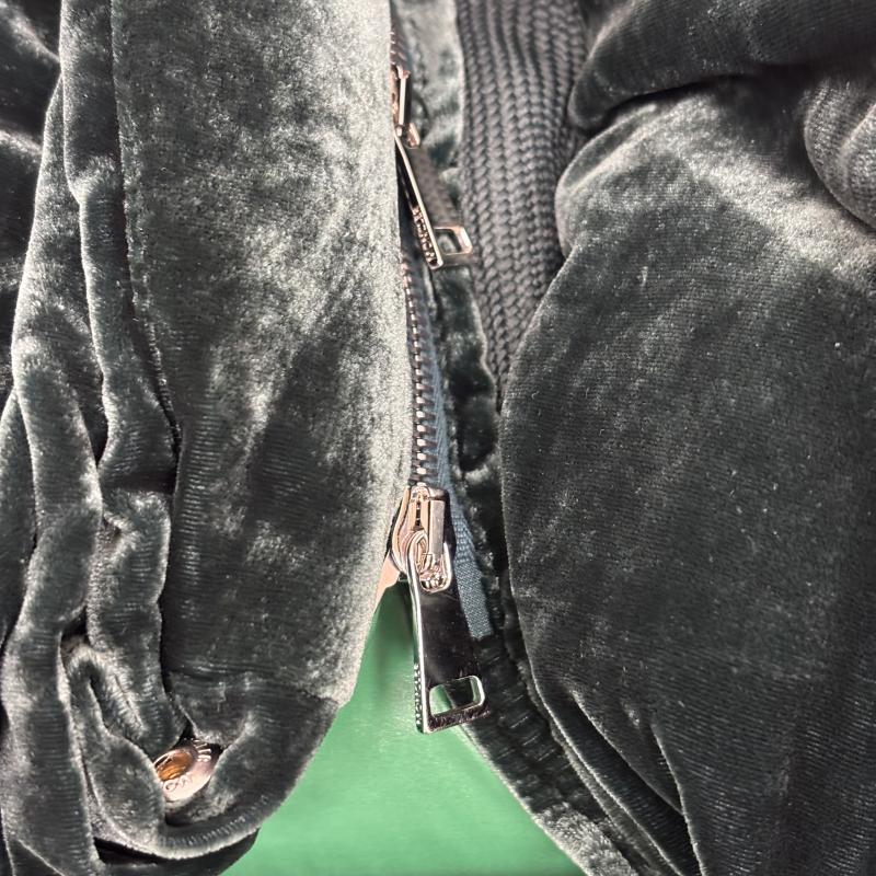 モンクレール MONCLER ジャケット、上着 ダウンジャケット ベロア ダウンジャケット BUTOR ビュトール ベルベット ダークグリーン size00 - レディース USED 古着 中古 50162726