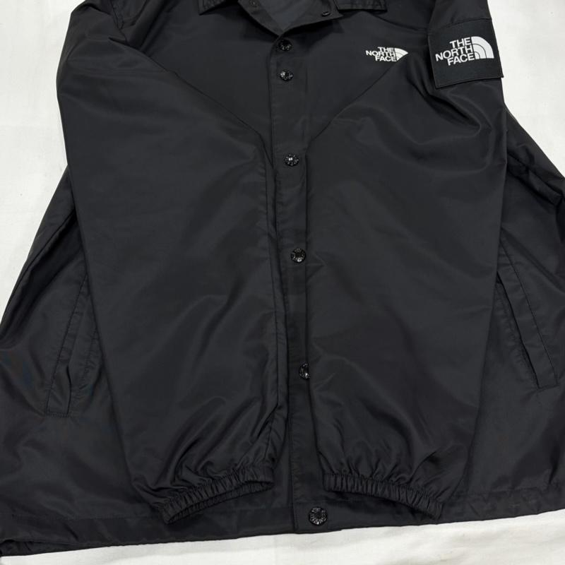 ザノースフェイス THE NORTH FACE ジャケット、上着 ジャケット、ブレザー コーチジャケット NP72130 ロゴ ワッペン プリント 刺繍 スナップボタン ナイロン 廃盤 XL ロゴ、文字 X プリント X 刺繍 黒 / ブラック / black X 白 / ホワイト / white メンズ USED 古着 中古 50162879