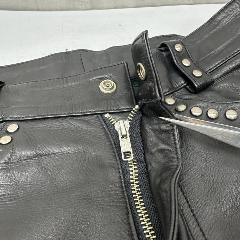 ハーレーダビッドソン Harley-Davidson パンツ ワークパンツ、ペインターパンツ スタッズ レザー ブーツカット パンツ 30インチ 黒 / ブラック / black メンズ USED 古着 中古 50162921