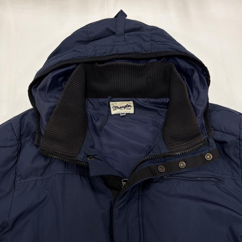 ラングラー Wrangler ジャケット、上着 ジャンパー、ブルゾン Rugged Goods 中綿 フーデッド ジャケット ミリタリー アウトドア リブカラー W4488YF L ワンポイント X ロゴ、文字 紺 / ネイビー / navy メンズ USED 古着 中古 50162991