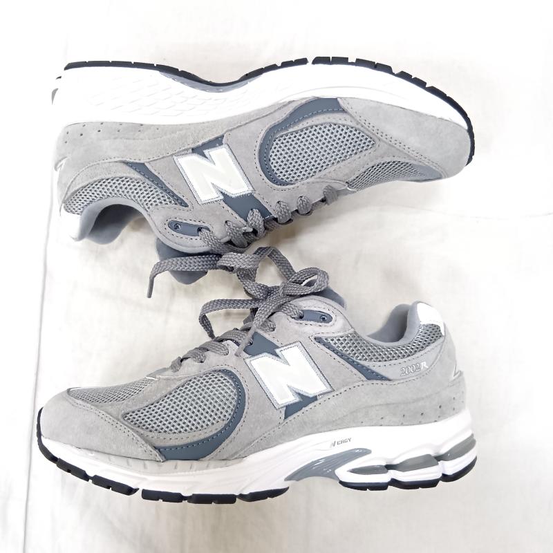ニューバランス New Balance スニーカー スニーカー M2002RST GRAY US7.5(W)/24cm Dワイズ N ERGY ABZORB US：7.5 無地 灰 / グレー / gray レディース USED 古着 中古 50162993