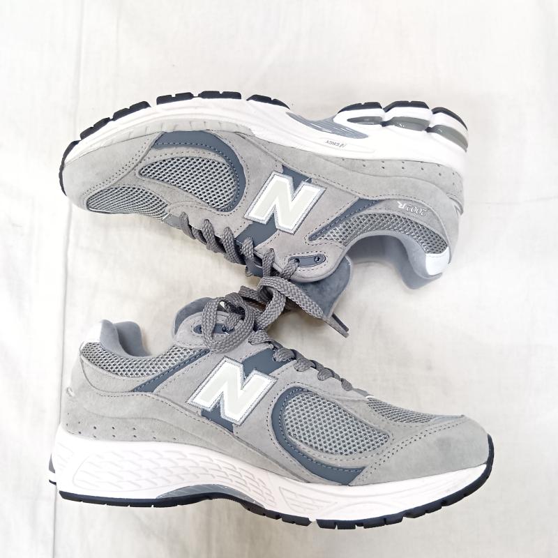 ニューバランス New Balance スニーカー スニーカー M2002RST GRAY US7.5(W)/24cm Dワイズ N ERGY ABZORB US：7.5 無地 灰 / グレー / gray レディース USED 古着 中古 50162993