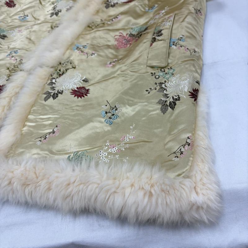 ヴィンテージ VINTAGE ベスト ベスト 金叶 Golden Leaf チャイナ 花柄 サテン ベスト 刺繍 ファー L 総柄 X 刺繍 ベージュ / ベージュ / beige X 金 / ゴールド / gold color X マルチカラー / マルチカラー / multicolor レディース USED 古着 中古 50163036