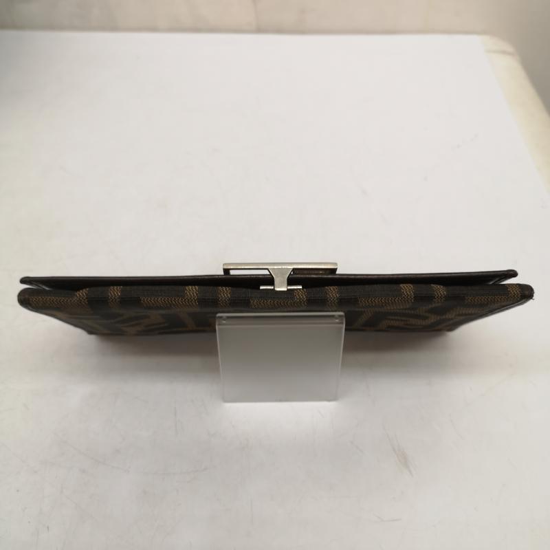 フェンディ FENDI 財布 長財布 ズッカ柄 二つ折り 長財布 15828 FFロゴ ナイロン キャンバス - 茶 / ブラウン / brown レディース USED 古着 中古 50163045