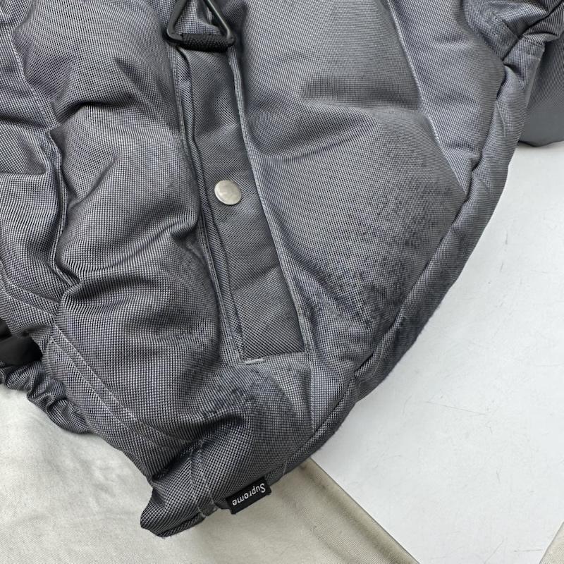 シュプリーム Supreme ジャケット、上着 ダウンジャケット 19AW Iridescent Puffy Jacket ダウン ジャケット M 灰 / グレー / gray メンズ USED 古着 中古 50163129