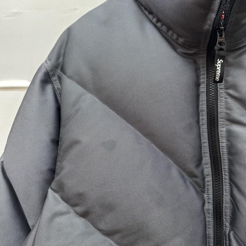 シュプリーム Supreme ジャケット、上着 ダウンジャケット 19AW Iridescent Puffy Jacket ダウン ジャケット M 灰 / グレー / gray メンズ USED 古着 中古 50163129