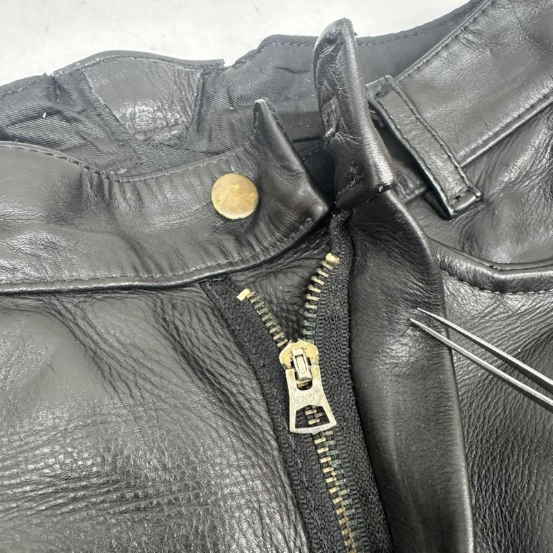 ヴァンソン VANSON パンツ ワークパンツ、ペインターパンツ USA製 カウ レザー バイカー パンツ 30インチ 黒 / ブラック / black メンズ USED 古着 中古 50163138