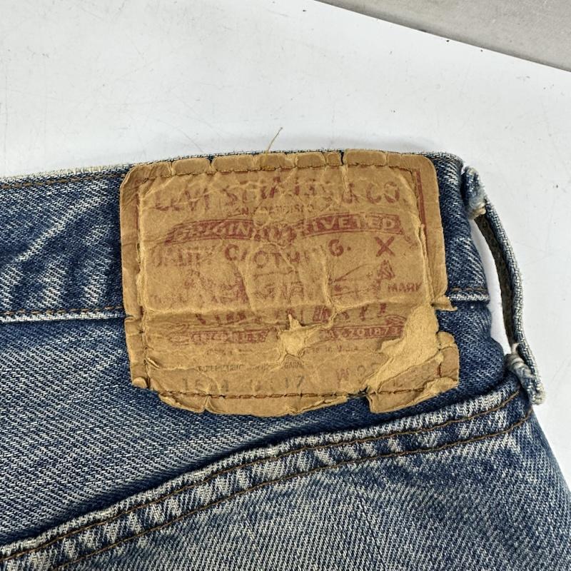 リーバイス Levi s パンツ デニム、ジーンズ 83年 80s 1501 0117 524 ボタンフライ ダメージ デニム パンツ - インディゴ / インディゴ / Indigo メンズ USED 古着 中古 50163162