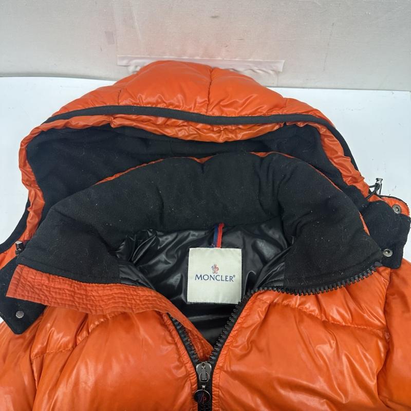 モンクレール MONCLER ジャケット、上着 ダウンジャケット HIMARAYA ナイロン ダウン ジャケット 44342 60 68950 0 橙 / オレンジ / orange メンズ USED 古着 中古 50163173