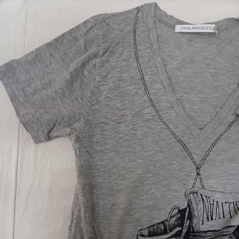 ジョンローレンスサリバン JOHN LAWRENCE SULLIVAN Tシャツ 半袖 VネックTシャツ グレー グローブ だまし絵 36 36 プリント 灰 / グレー / gray メンズ USED 古着 中古 50163186
