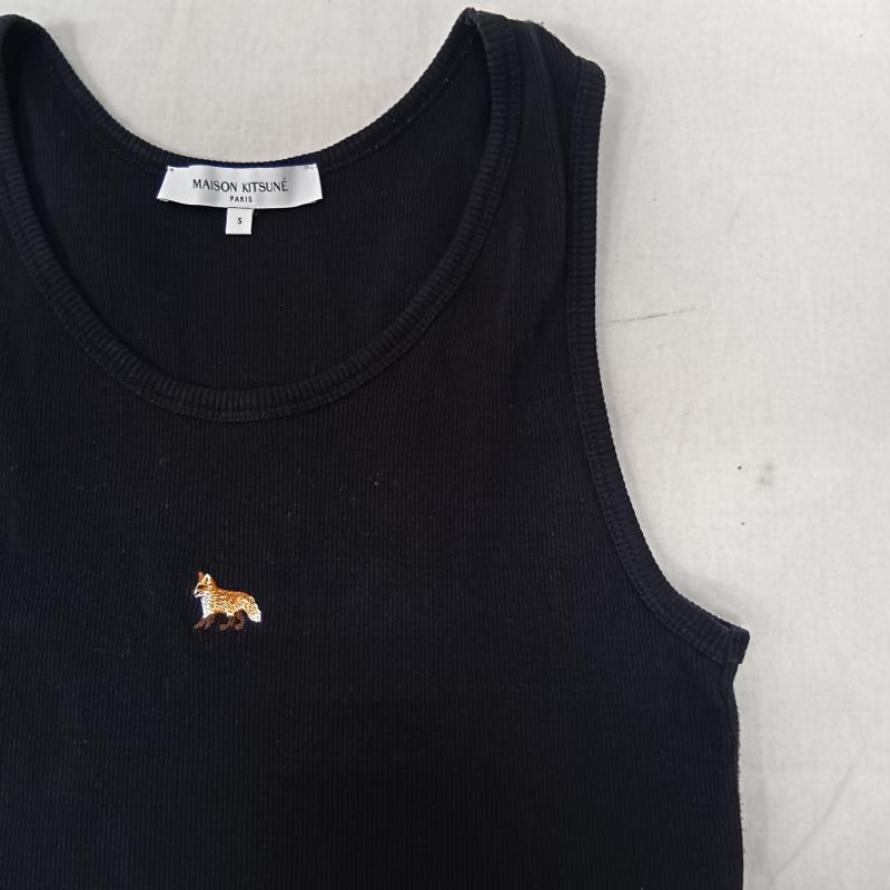 メゾンキツネ MAISON KITSUNE タンクトップ タンクトップ ベイビーフォックス 刺繍 リブ タンクトップ MW00103 KJ0123 S 無地 X ワンポイント X 刺繍 黒 / ブラック / black レディース USED 古着 中古 50163187