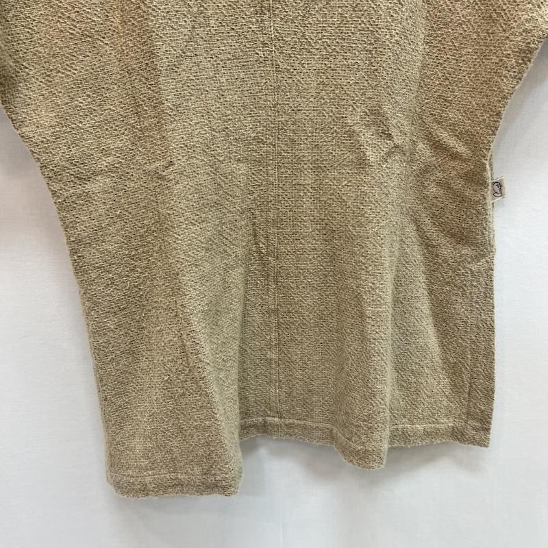 ウサト USAATO カットソー 半袖 手織り 天然草木染め 半袖 スリット カットソー ベージュ / ベージュ / beige レディース USED 古着 中古 50163217