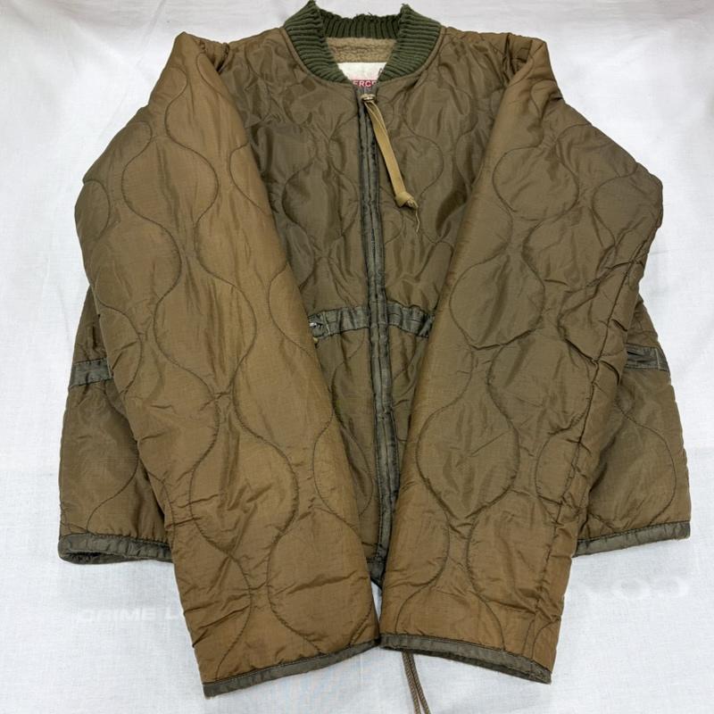アバクロンビーアンドフィッチ ABERCROMBIE&FITCH ジャケット、上着 ジャンパー、ブルゾン M-65 インナー ボア ミリタリージャケット キルティング ブルゾン ジップアップ フェード S 無地 カーキ / カーキ / khaki X オリーブグリーン / オリーブグリーン / メンズ USED 古着 中古 50163232