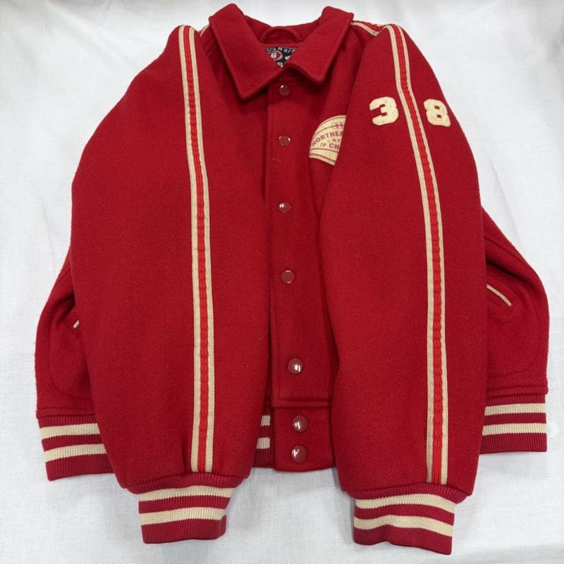 ギャップ GAP ジャケット、上着 ジャンパー、ブルゾン vintage ヴィンテージ スタジャン OLD オールド VARSITY CLASSIC 裏地 キルティング ウール M ロゴ、文字 赤 / レッド / red X アイボリー / アイボリー / メンズ USED 古着 中古 50163250