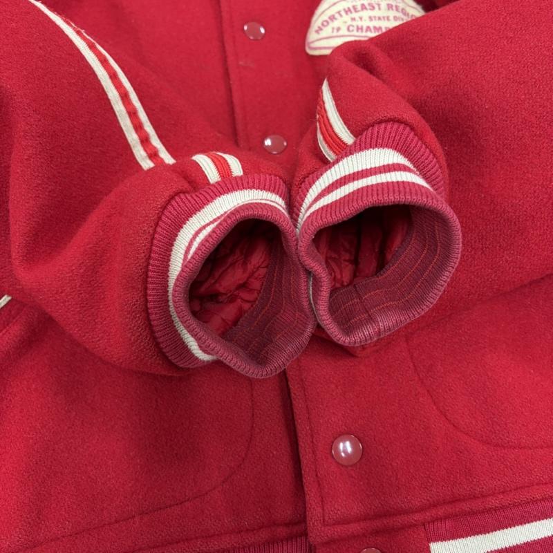 ギャップ GAP ジャケット、上着 ジャンパー、ブルゾン vintage ヴィンテージ スタジャン OLD オールド VARSITY CLASSIC 裏地 キルティング ウール M ロゴ、文字 赤 / レッド / red X アイボリー / アイボリー / メンズ USED 古着 中古 50163250