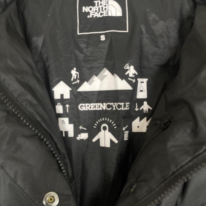 ザノースフェイス THE NORTH FACE ジャケット、上着 ダウンジャケット CAMP Sierra Short キャンプ シェラ ショート ダウンジャケット nyw81931 S 黒 / ブラック / black レディース USED 古着 中古 50163275