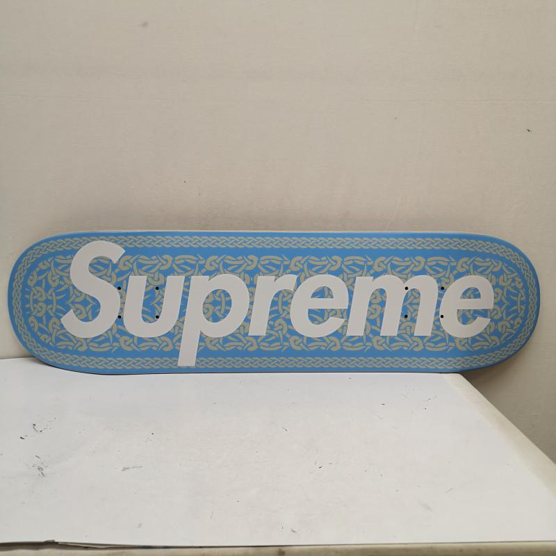 シュプリーム Supreme ファッション小物 ファッション小物 21AW Celtic Knot Skateboard スケートボード デッキ - メンズ USED 古着 中古 50163303