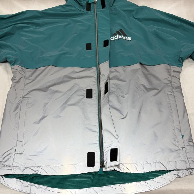 アディダス adidas ジャケット、上着 ジャンパー、ブルゾン エキップメント ウィンドブレーカー ナイロン ジャケット ロゴ JC8228 リフレクター M ロゴ、文字 X プリント 緑 / グリーン / green X 銀 / シルバー / silver color メンズ USED 古着 中古 50163323
