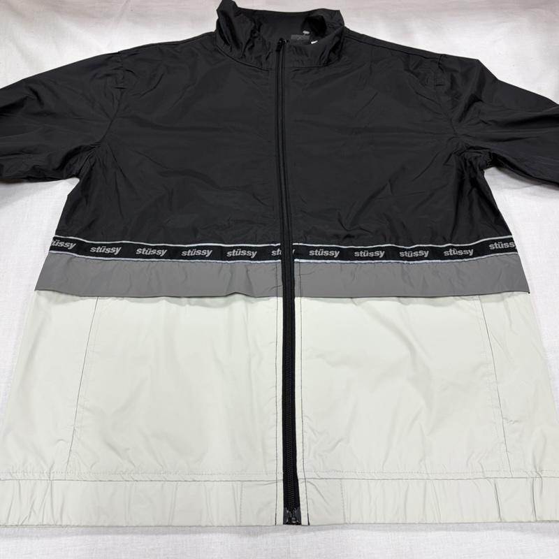 ステューシー STUSSY ジャケット、上着 ジャンパー、ブルゾン ナイロン ジャケット ロゴ リフレクター ブルゾン ジップアップ S ワンポイント X ロゴ、文字 X プリント 黒 / ブラック / black X 灰 / グレー / gray メンズ USED 古着 中古 50163328