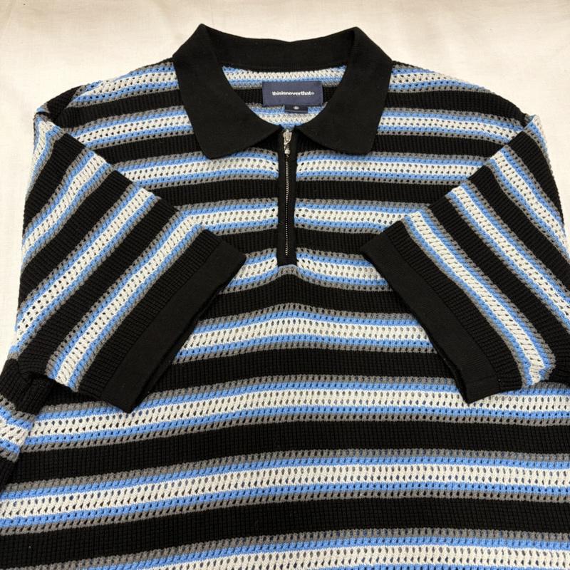 古着 USED ポロシャツ 半袖 thisisneverthat ディスイズネバーザット 半袖 ニット ポロ シャツ ボーダー ロゴ 刺繍 ハーフジップ M ボーダー柄 X ワンポイント X ロゴ、文字 X 刺繍 黒 / ブラック / black X 青 / ブルー / blue X 灰 / グレー / gray メンズ USED 古着 中古 50163333