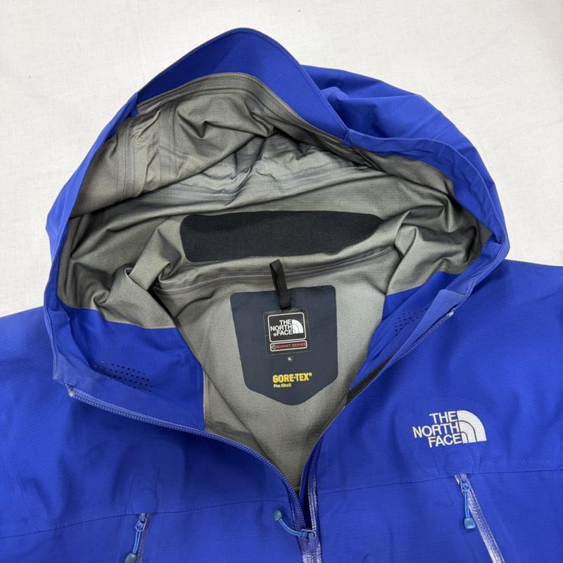 ザノースフェイス THE NORTH FACE ジャケット、上着 ジャンパー、ブルゾン WINTER DANCE JACKET ウィンターダンス NP61202 ゴアテックス GORE-TEX マウンテンパーカー ナイロン ジャケット XL ワンポイント X ロゴ、文字 X 刺繍 青 / ブルー / blue X 黒 / ブラック / black X 銀 / シルバー / silver color メンズ USED 古着 中古 50163337