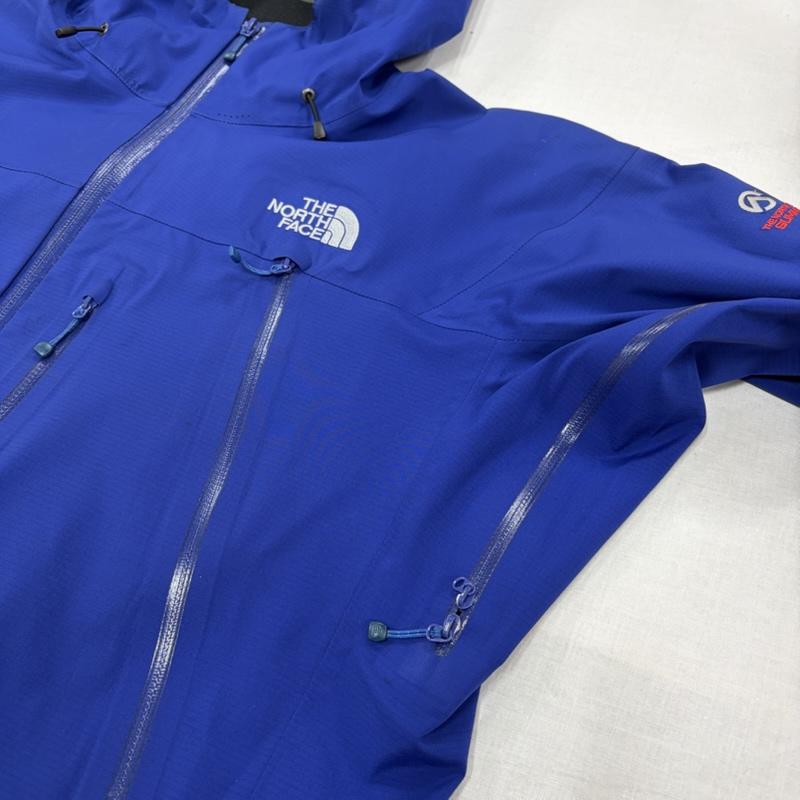 ザノースフェイス THE NORTH FACE ジャケット、上着 ジャンパー、ブルゾン WINTER DANCE JACKET ウィンターダンス NP61202 ゴアテックス GORE-TEX マウンテンパーカー ナイロン ジャケット XL ワンポイント X ロゴ、文字 X 刺繍 青 / ブルー / blue X 黒 / ブラック / black X 銀 / シルバー / silver color メンズ USED 古着 中古 50163337