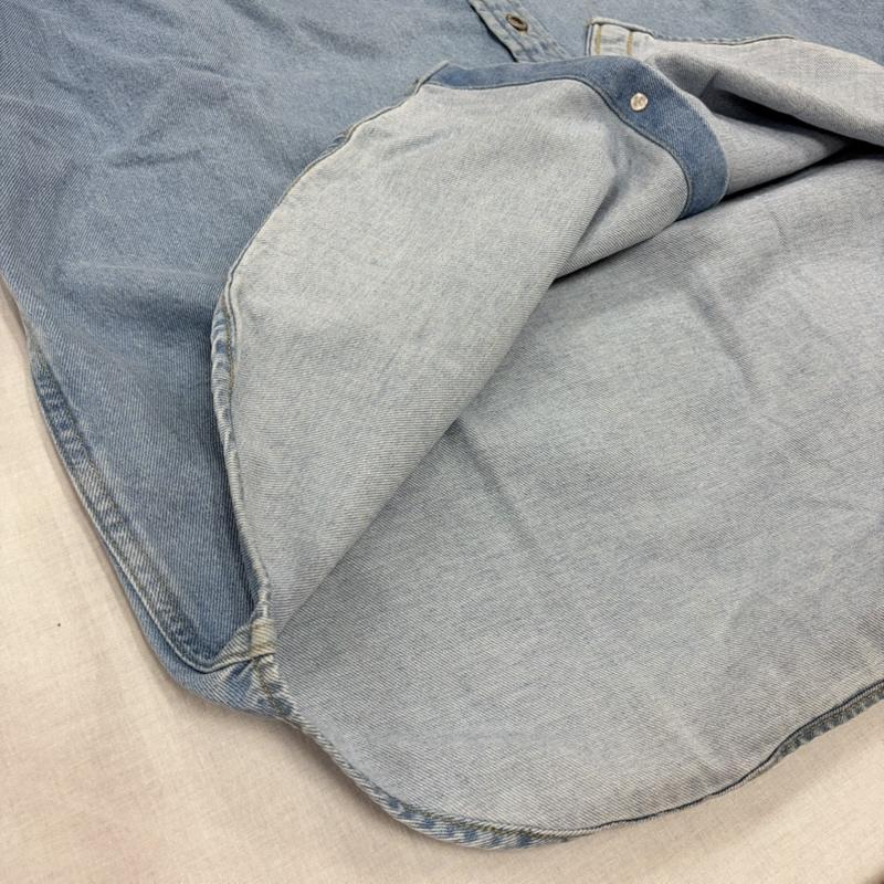 リーバイス Levi s シャツ、ブラウス 長袖 SilverTab シルバータブ 長袖 デニム シャツ オーバーサイズ L 無地 水色 / ライトブルー / メンズ USED 古着 中古 50163348