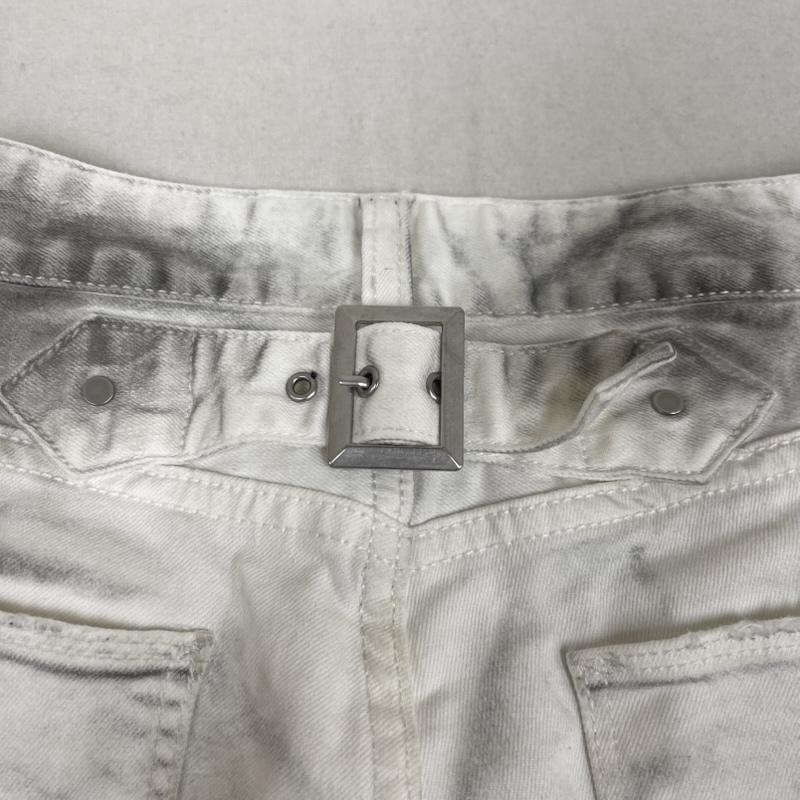 フーガ FUGA パンツ デニム、ジーンズ 立体加工 デザイン シンチバック フレア デニム パンツ FG26-C01 S 白 / ホワイト / white メンズ USED 古着 中古 50163353