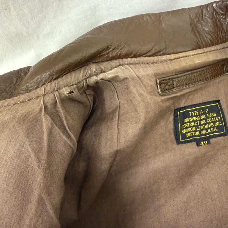 ヴァンソン VANSON ジャケット、上着 フライトジャケット A-2 レザーフライトジャケット TALONジップ NO.5186 CB4147 brown 42 USA製 42 無地 茶 / ブラウン / brown メンズ USED 古着 中古 50163405
