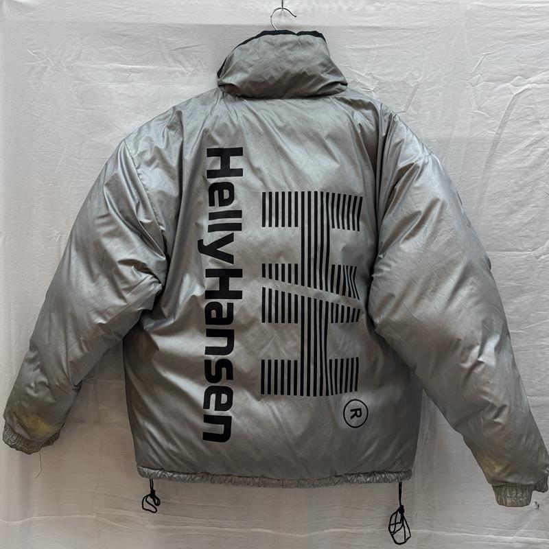 ヘリーハンセン HELLY HANSEN ジャケット、上着 ダウンジャケット リバーシブル ナイロン ダウンジャケット ロゴ 刺繍 プリント M 黒 / ブラック / black X 銀 / シルバー / silver color メンズ USED 古着 中古 50163436
