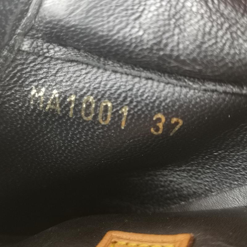 ルイヴィトン LOUIS VUITTON スニーカー スニーカー レザー MA1001 ヌメ革 ロゴパッチ 23.5cm 黒 / ブラック / black レディース USED 古着 中古 50163475