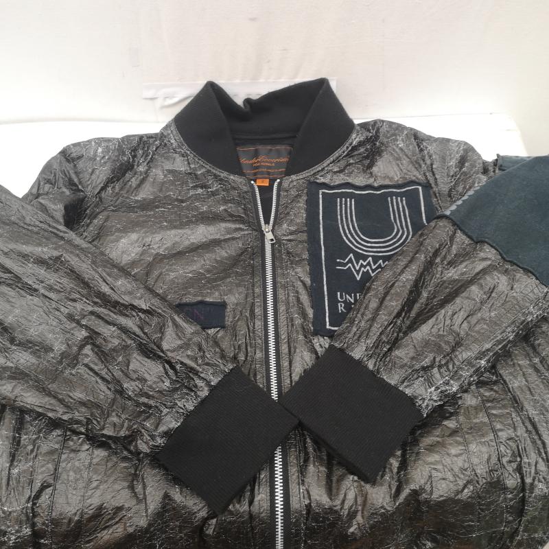 アンダーカバー UNDERCOVER ジャケット、上着 ジャンパー、ブルゾン 06SS T期 パッチ 付き ボンバー ジャケット 6s257-b11 2 黒 / ブラック / black メンズ USED 古着 中古 50163539