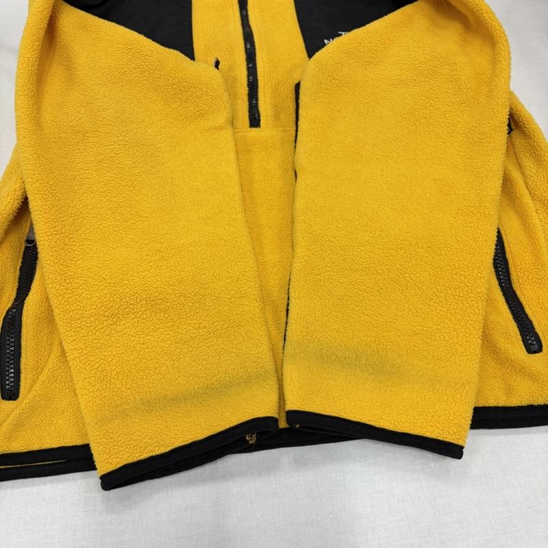ザノースフェイス THE NORTH FACE トレーナー 長袖 ARMADILLA アルマディル ハーフジップ フリース プルオーバー ロゴ 刺繍 サイドポケット NL-3170 L ロゴ、文字 X 刺繍 黄 / イエロー / yellow X 黒 / ブラック / black X 白 / ホワイト / white メンズ USED 古着 中古 50163592