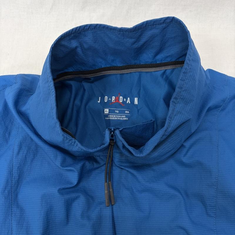 ジョーダン JORDAN ジャケット、上着 ジャンパー、ブルゾン AJ1069-301 AJ23 Engineered Lightweight Training Jacket blue XL XL ロゴ、文字 青 / ブルー / blue メンズ USED 古着 中古 50163626